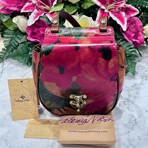 PATRICIA NASH ROCCA SADDLE CROSSBODY STRAP.